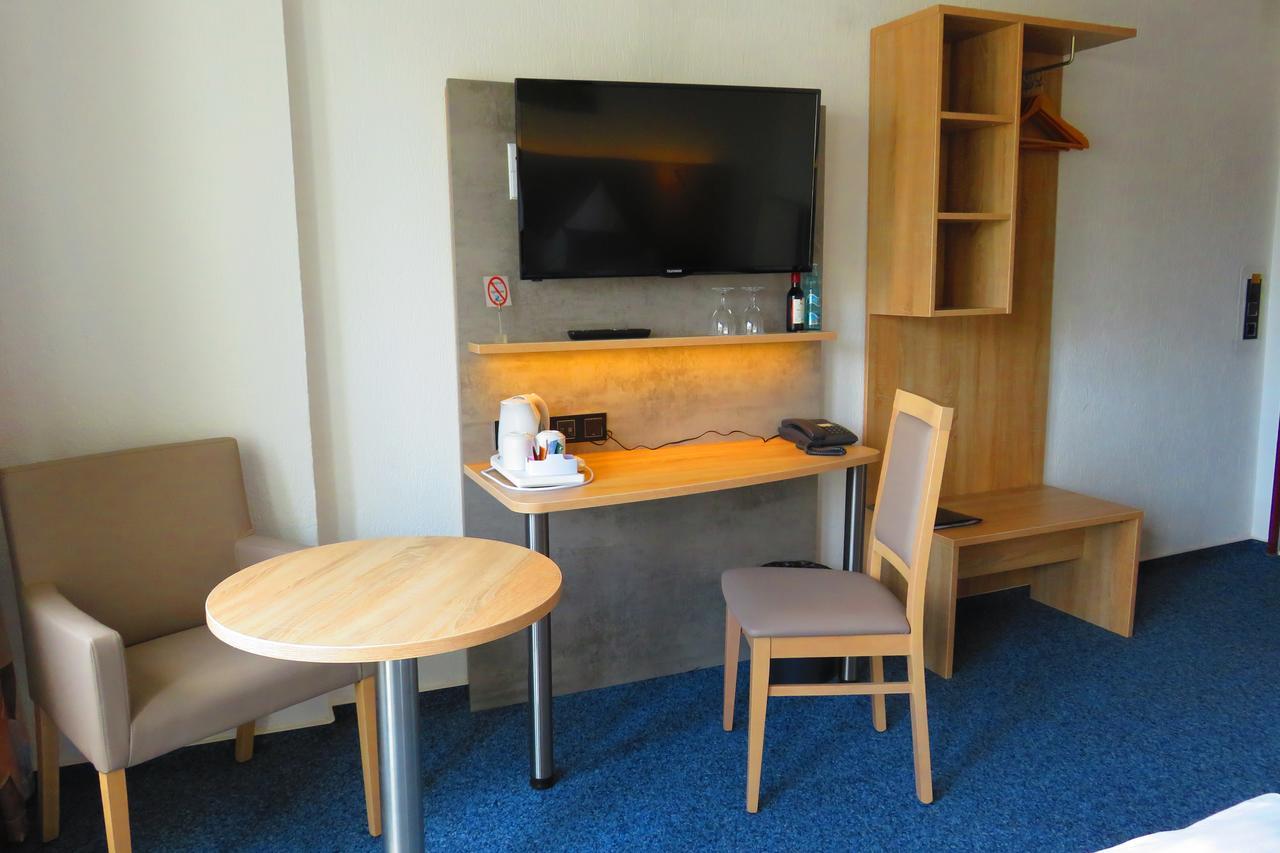 Hotel Am Sonnenhang Kassel Luaran gambar