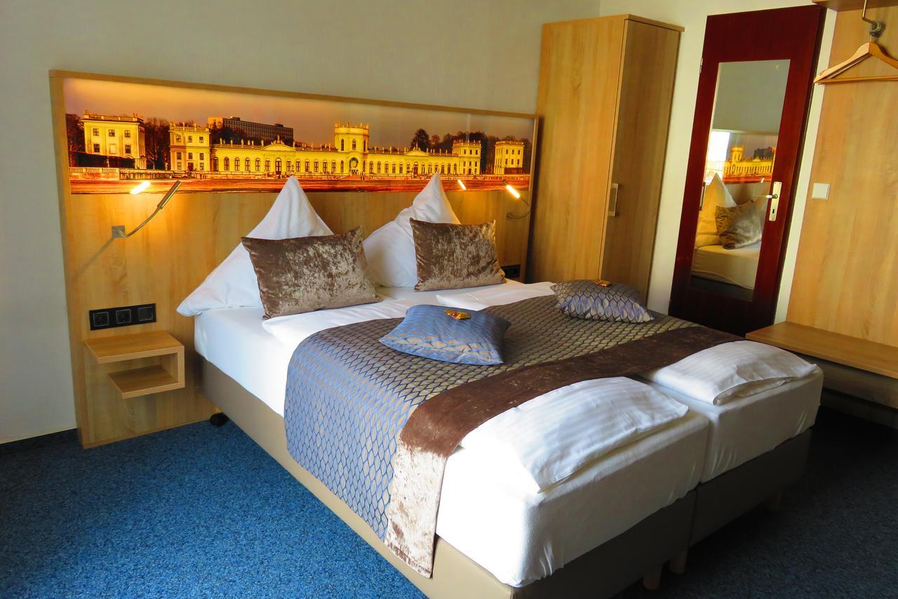 Hotel Am Sonnenhang Kassel Luaran gambar