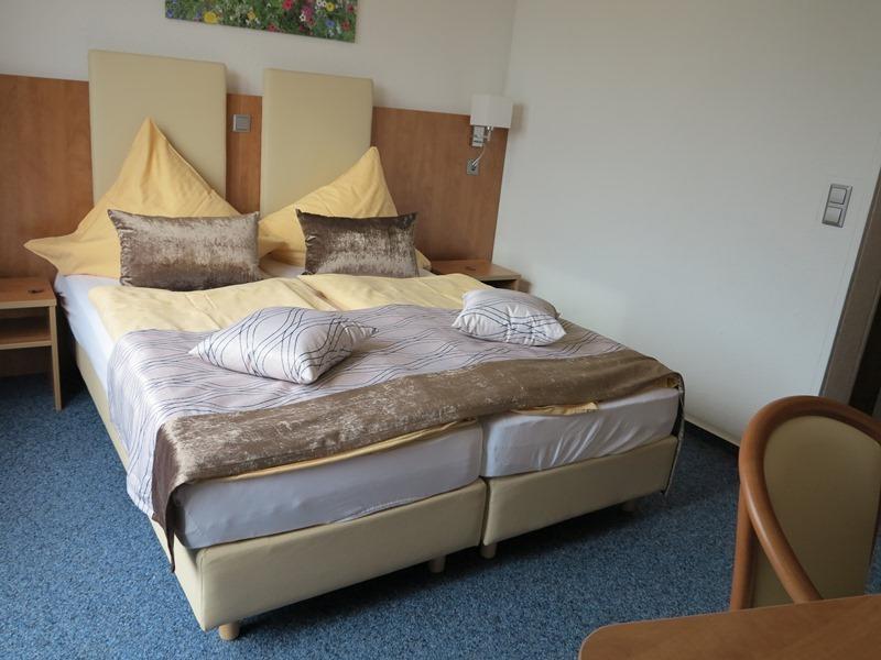 Hotel Am Sonnenhang Kassel Bilik gambar