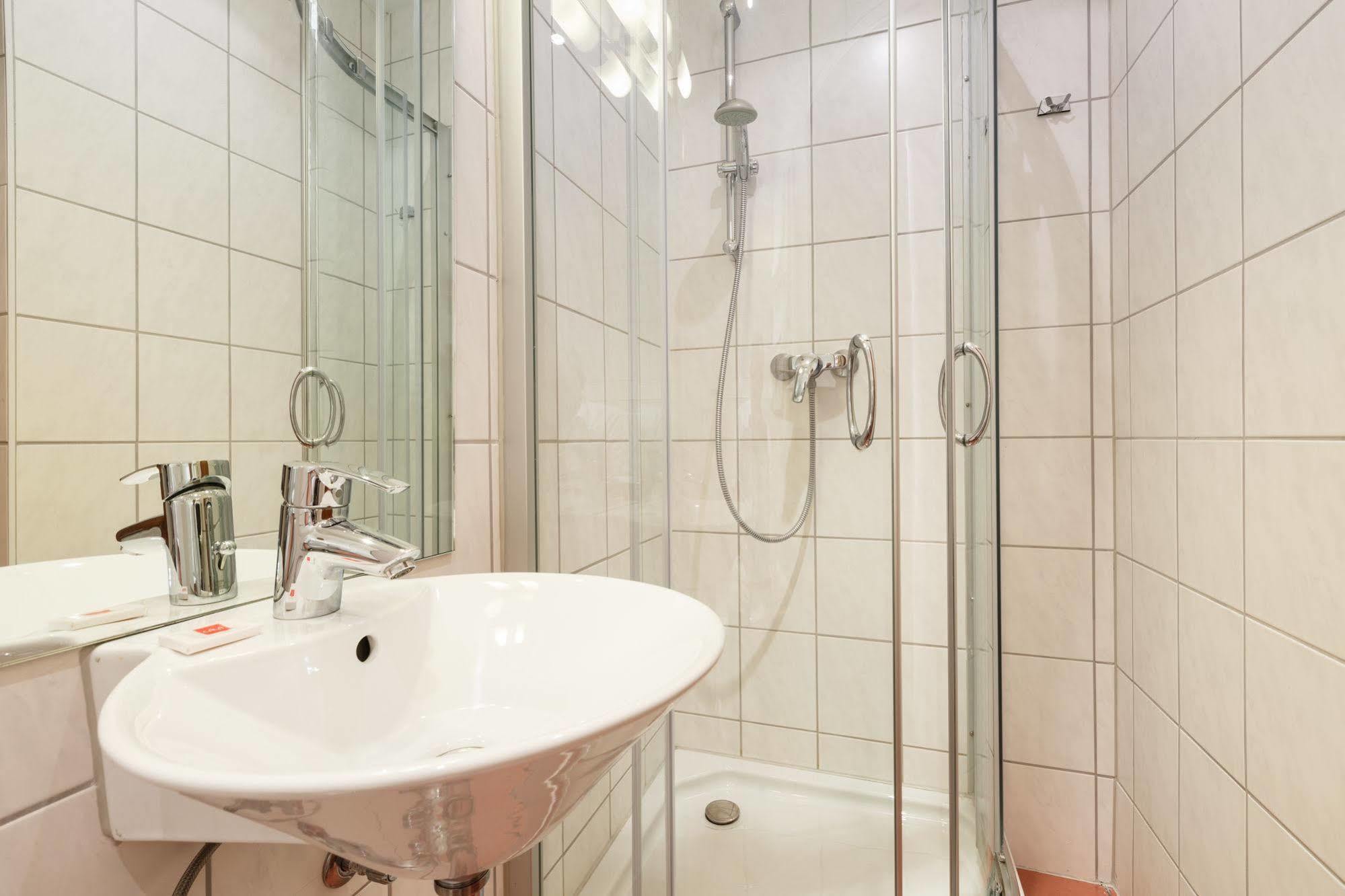 Hotel Am Sonnenhang Kassel Luaran gambar